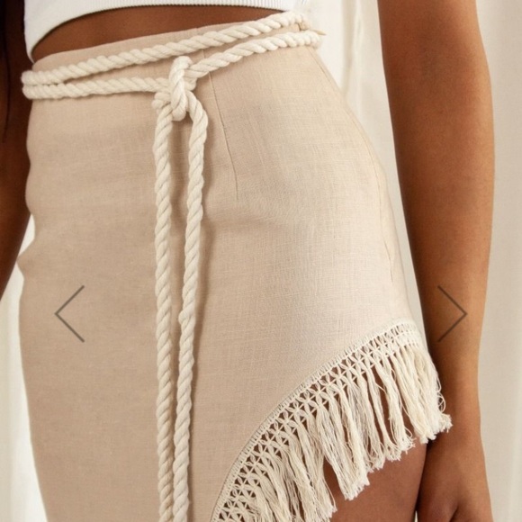 NWT Dula the Label no. 4 linen thigh slit with fringe midaxi skirt & rope belt - Picture 4 of 15